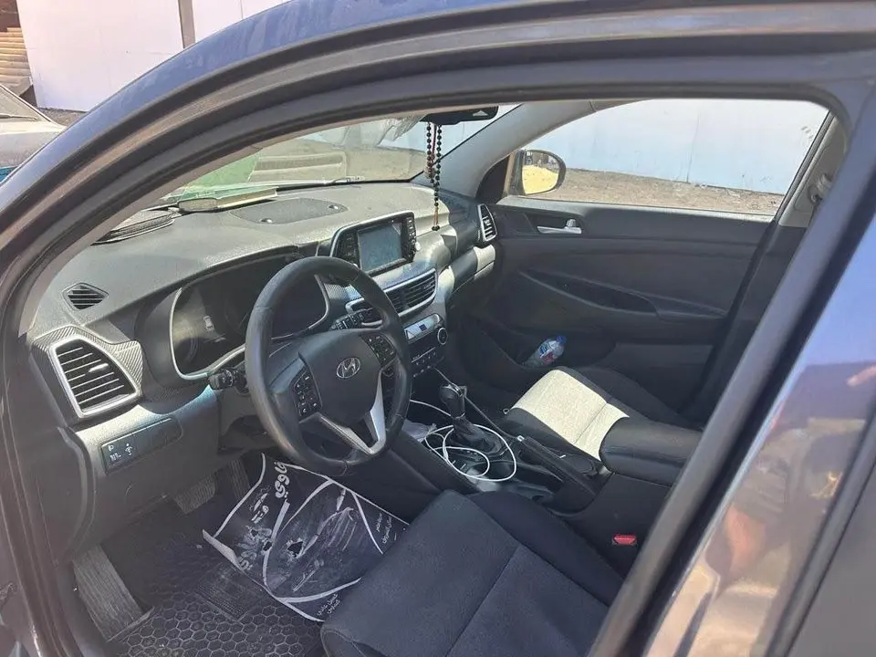 https://media.autochek.africa/file/s8Q04fVW.webp